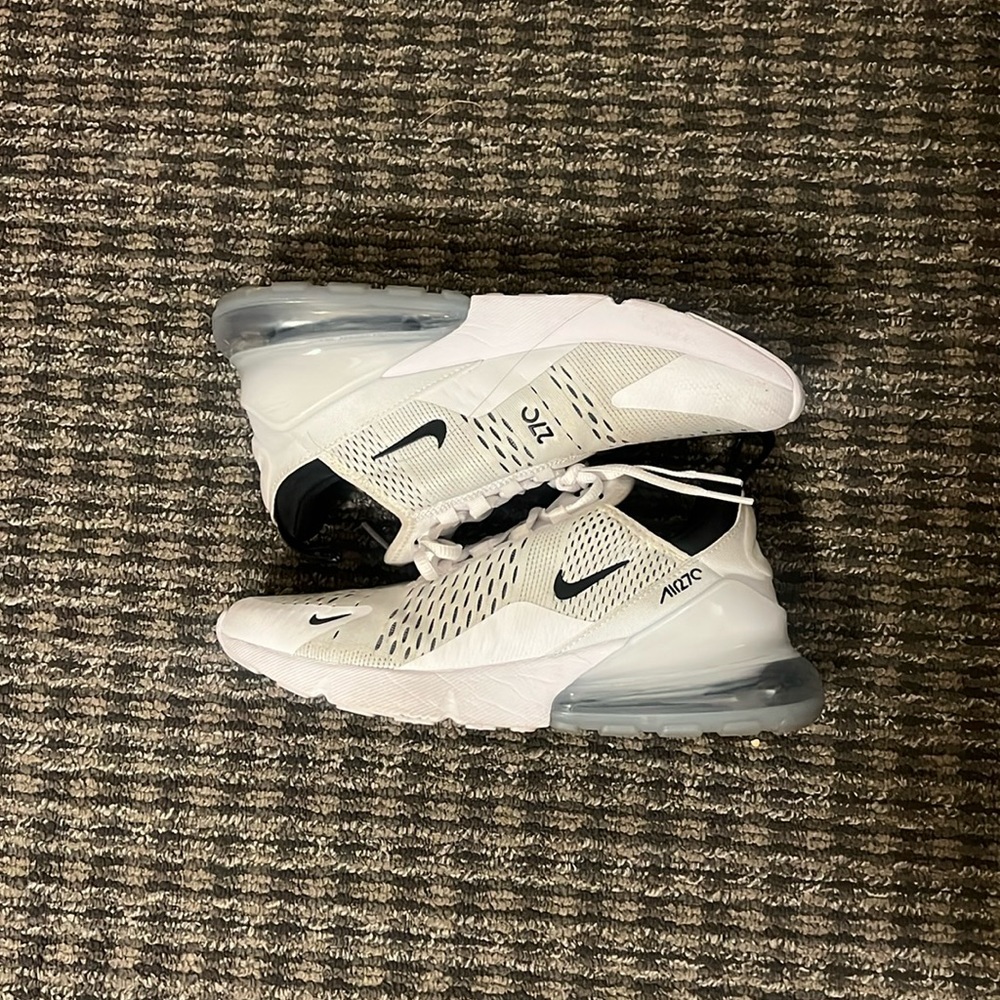 Women’s Nike Air Max 270
